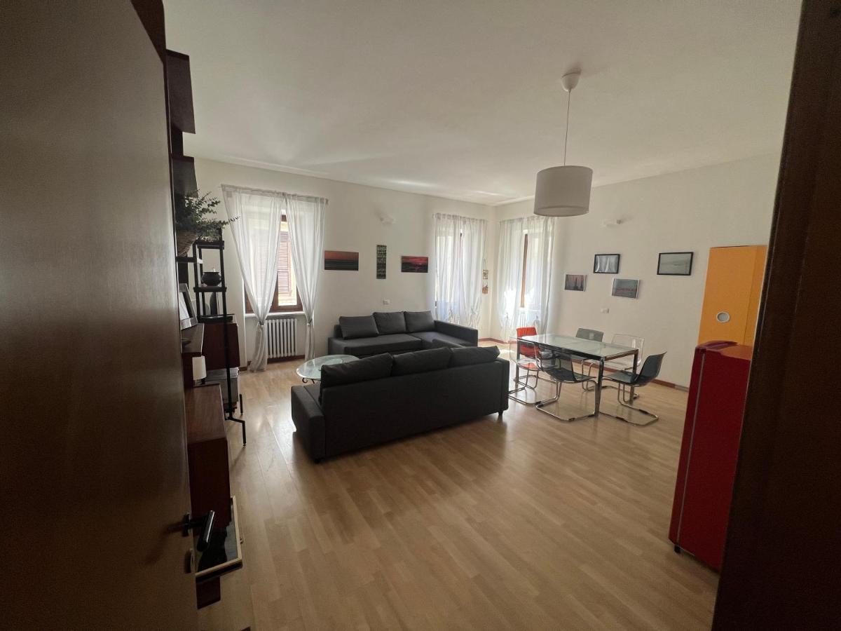 La Torretta Apartment Peschiera del Garda Exterior photo